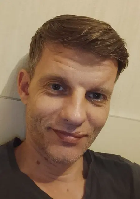 Дима из Санкт-Петербурга, ищу на сайте знакомства без обязательств