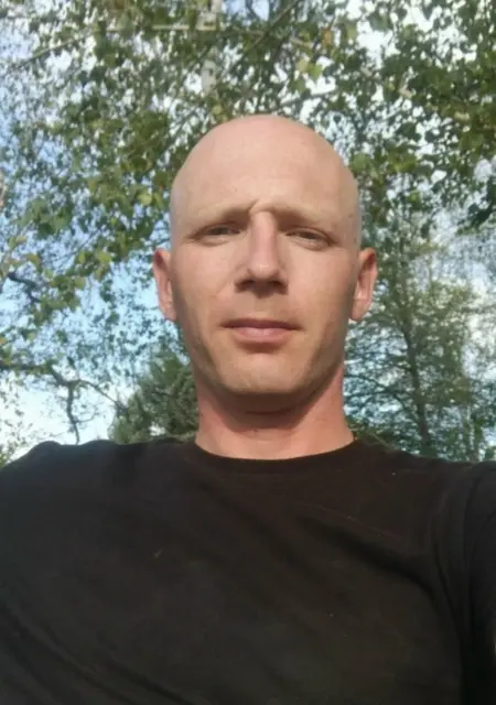 Андрей из Москвы, мне 34, познакомлюсь для общения