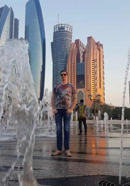 Я Эдгар, 38, из Нальчика, ищу знакомства без обязательств