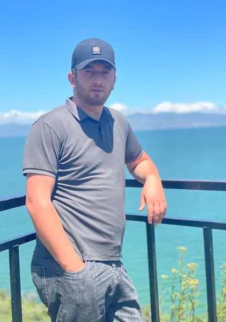 Вреж из Краснотурьинска, ищу на сайте постоянные отношения