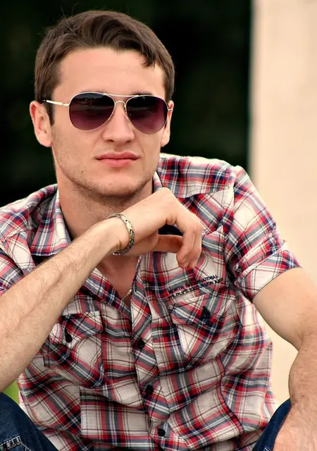 Я Александр, 45, знакомлюсь без обязательств в Владикавказе