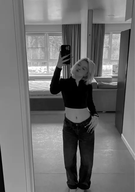 Вика из Череповца, мне 18, познакомлюсь для приятного времяпровождения