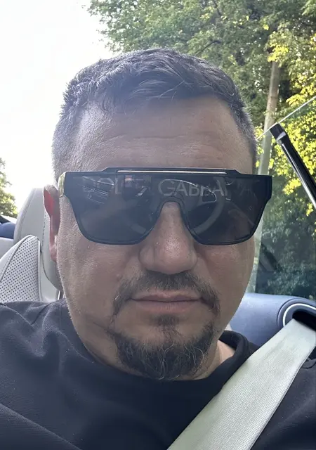 Я Рустам, 42, знакомлюсь на одну ночь в Москве