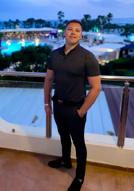 Роман из Ишимбая, мне 32, познакомлюсь на одну ночь