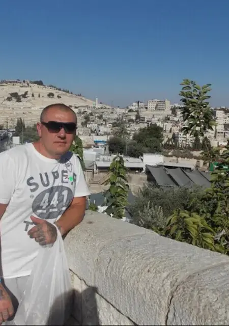 Я Андрей, 51, знакомлюсь на одну ночь в Смоленске