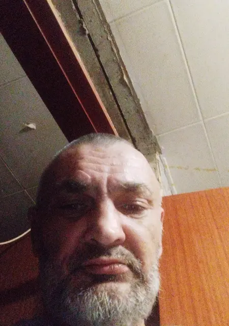 Я Александр, 43, из Казани, ищу знакомства без обязательств