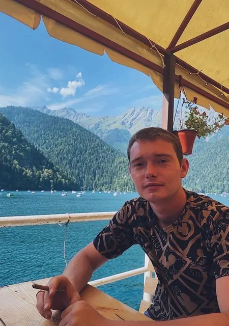 Я Андрей, 26, знакомлюсь без обязательств в Нижнекамске