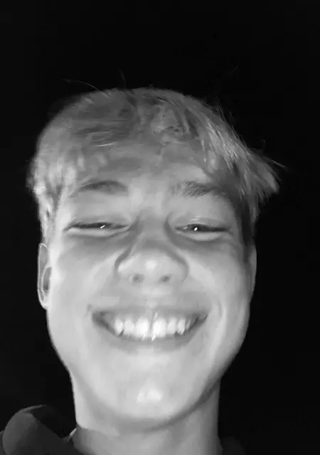 Daniel из Новомосковска, ищу на сайте знакомства на одну ночь