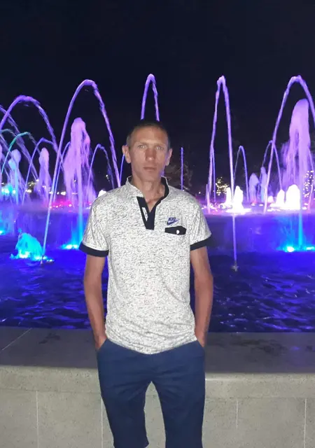 Николас из Салехарда, ищу на сайте общение