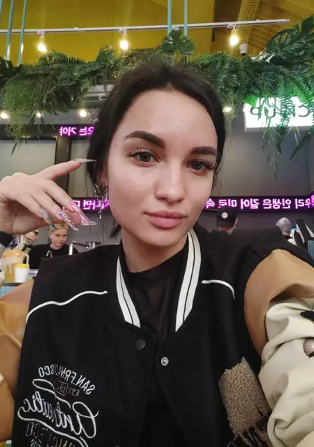 Я Анастасия Букина, 25, из Санкт-Петербурга, ищу знакомство для приятного времяпровождения