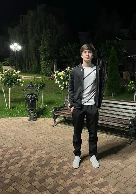 Я Ислам, 20, знакомлюсь на одну ночь в Нальчике