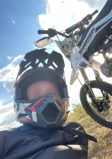 Егор из Тамбова, мне 20, познакомлюсь для вирта