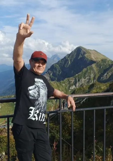 Я Лёня, 46, знакомлюсь на одну ночь в Самаре