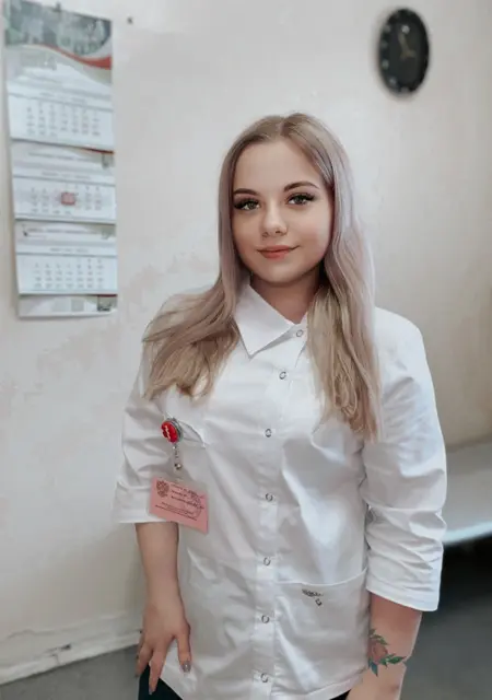 Я Лана, 22, из Воронежа, ищу знакомство для приятного времяпровождения