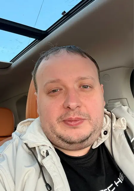 Я Александр, 40, знакомлюсь для совместных путешествий в Москве