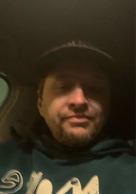 Я Ильгиз, 44, знакомлюсь без обязательств в Новомосковске