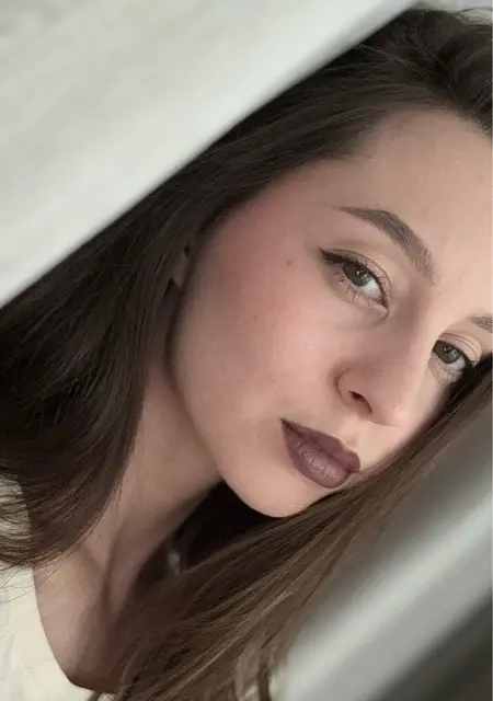 Я Мария, 24, знакомлюсь для открытые отношения в Кирове