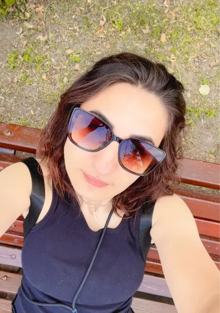 Mia из Москвы, ищу на сайте знакомства без обязательств
