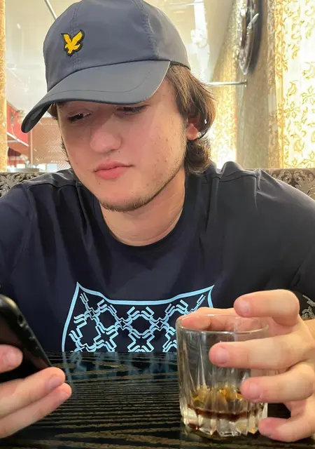 Я Ибрагим, 20, знакомлюсь для общения в Нальчике