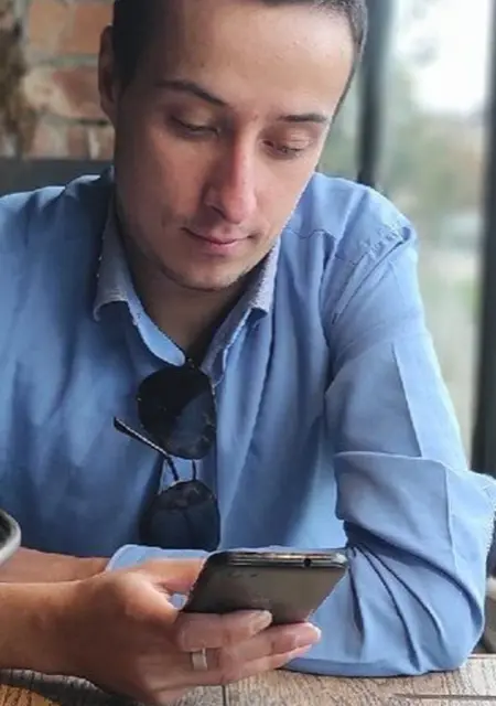 Я Никита, 29, из Заполярного, ищу знакомства без обязательств