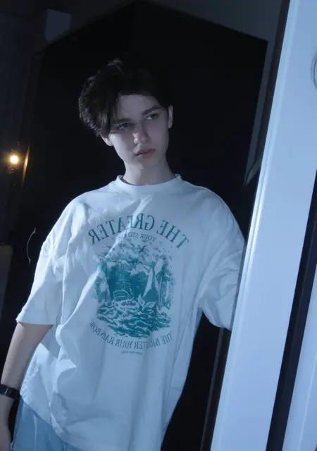 Я Sdfx, 19, знакомлюсь на одну ночь в Тамбове