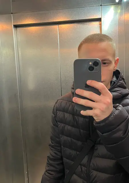 Я Никита, 21, знакомлюсь без обязательств в Александрове