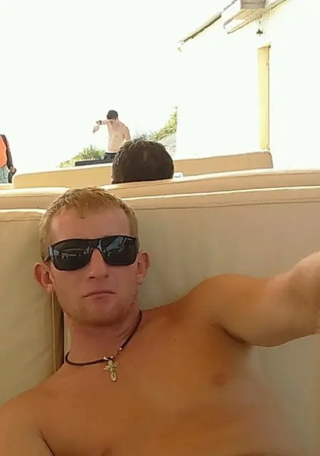 Я Василёк, 41, знакомлюсь на одну ночь в Донецке