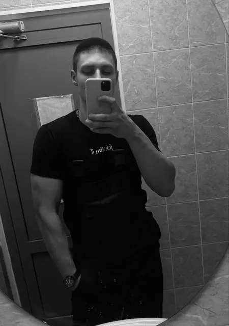 Maksonchik из Костромы, ищу на сайте знакомства на одну ночь