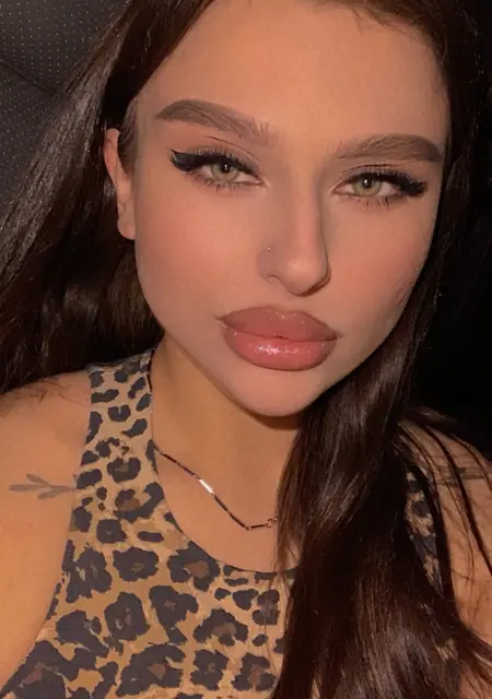 Я Amelia, 22, знакомлюсь без обязательств в Зеленограде