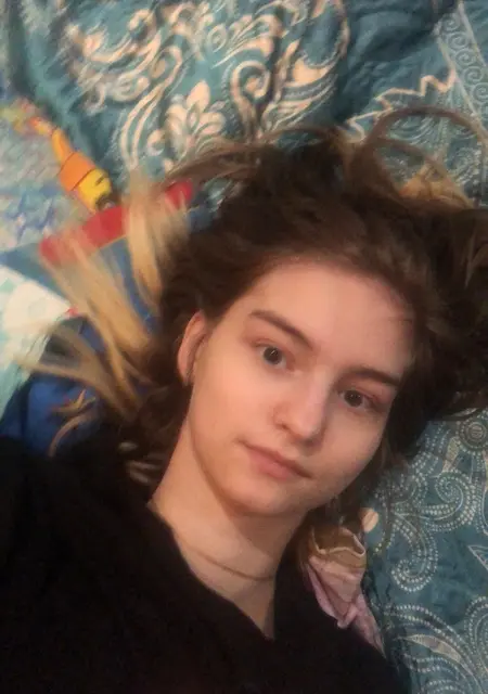 Арина из Выборга, ищу на сайте знакомства без обязательств