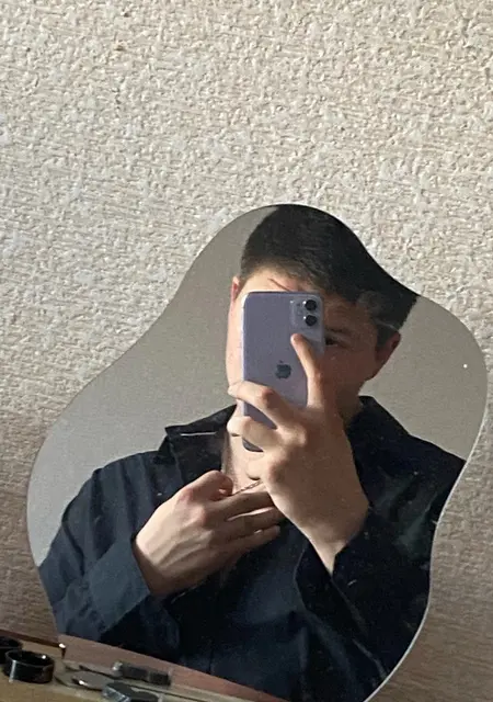 Я Роман, 18, из Ижевска, ищу знакомство для открытые отношения