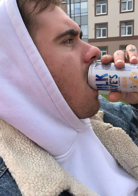 Я Марк, 27, из Смоленска, ищу знакомства без обязательств