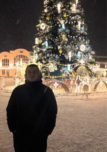 Danila из Калининграда, мне 18, познакомлюсь для постоянных отношений