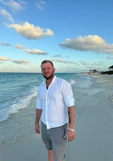 Илья из Орла, мне 35, познакомлюсь для постоянных отношений