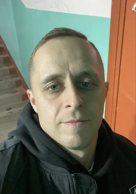 Миха из Мурманска, ищу на сайте общение