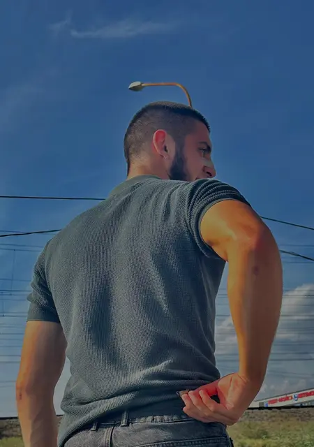 Раф из Новороссийска, мне 22, познакомлюсь для общения