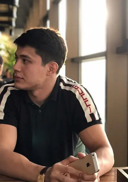 Майкл из Темрюка, мне 28, познакомлюсь без обязательств