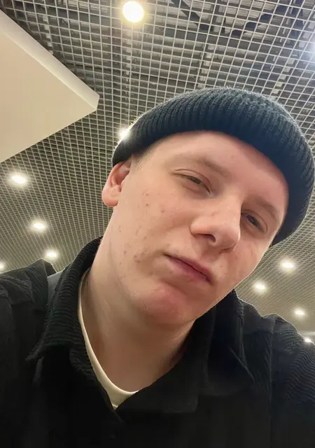 Олег из Верхней Салды, ищу на сайте знакомства на одну ночь