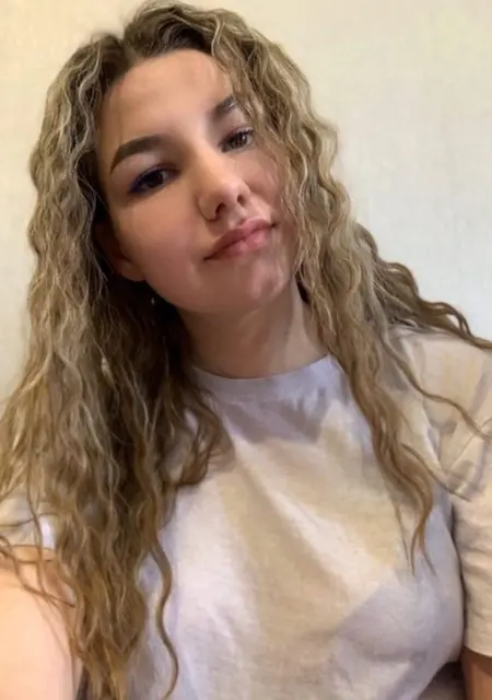 Tanya из Кирова, мне 25, познакомлюсь для вирта