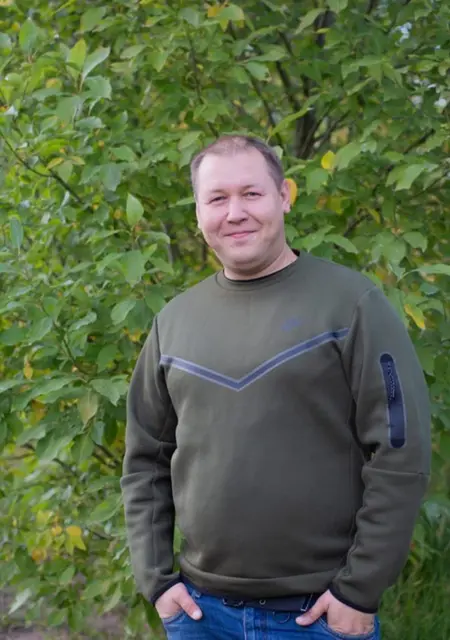 Денис из Соснового Бора, ищу на сайте знакомства без обязательств