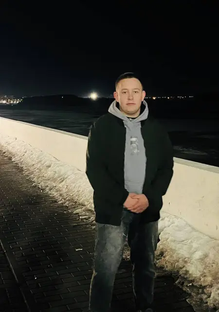 Я Даниил, 21, знакомлюсь для вирта в Омске