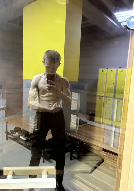 Денис из Дзержинска, ищу на сайте знакомства без обязательств