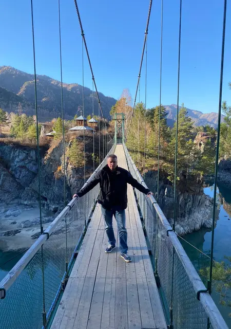 Артем из Москвы, мне 46, познакомлюсь для совместных путешествий