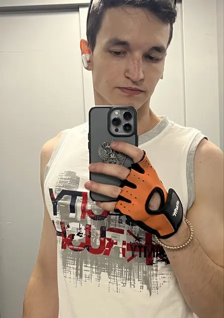 Я Ваня, 31, знакомлюсь для приятного времяпровождения в Казани