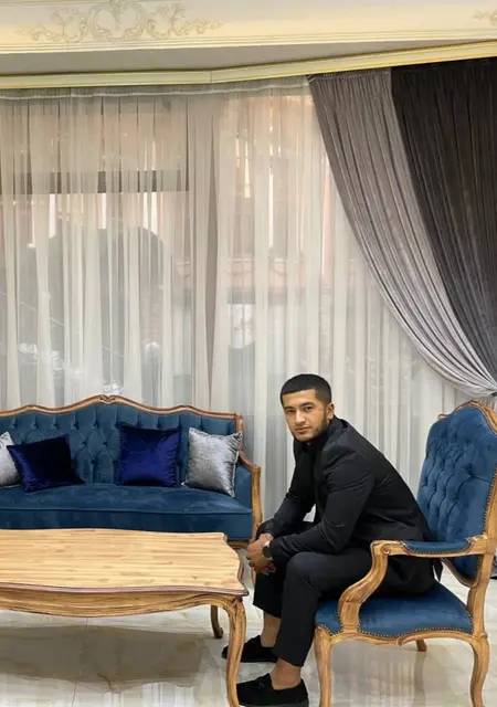 Я Vorisjon, 24, из Балакова, ищу знакомство для постоянных отношений