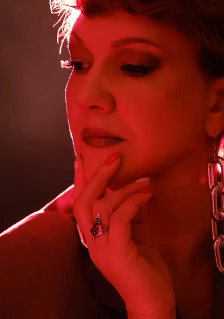 Инна Чаплыгина из Санкт-Петербурга, ищу на сайте приятное времяпровождение