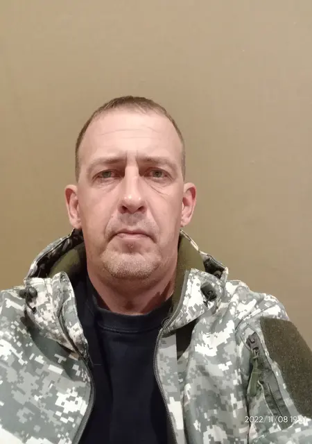 Я Максим, 46, знакомлюсь на одну ночь в Орле