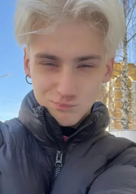 Антон из Владимира, мне 20, познакомлюсь для приятного времяпровождения