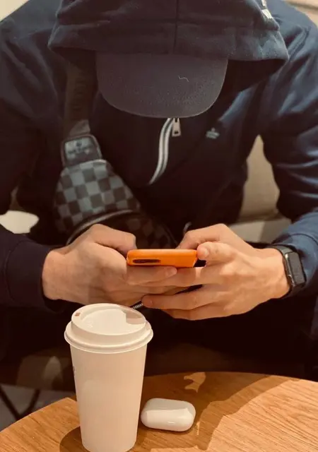 Я Амир, 21, из Ставрополя, ищу знакомство для приятного времяпровождения