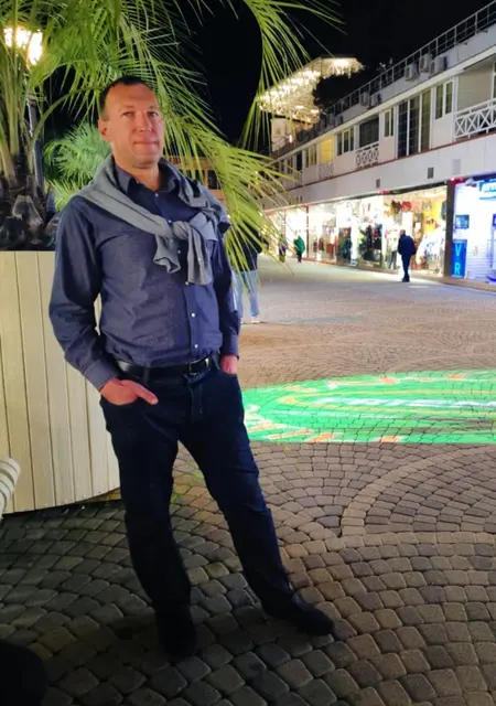 Vova из Железногорска, ищу на сайте знакомства на одну ночь